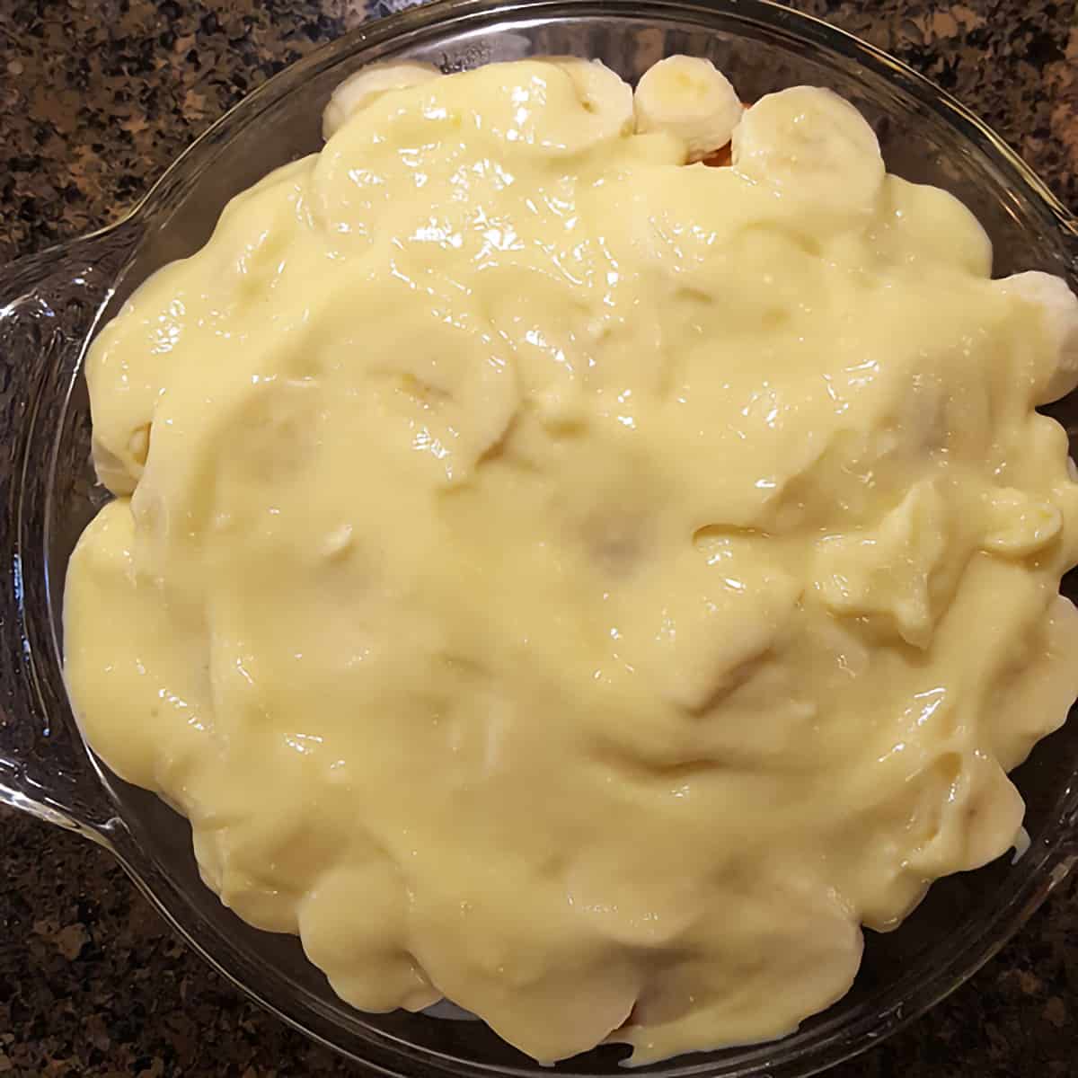 Banana pudding after adding all layers.